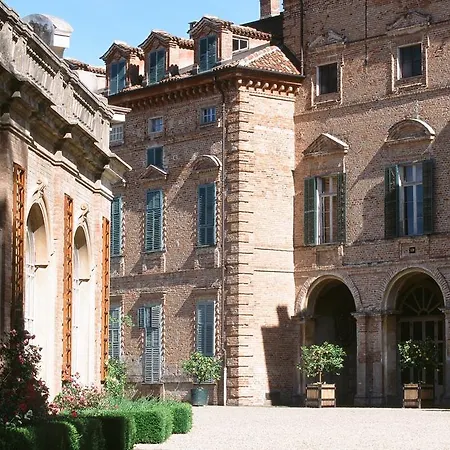Frühstückspension Marchesi Alfieri - Cantine E Ospitalita 4*