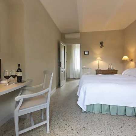 Marchesi Alfieri - Cantine E Ospitalita 4*