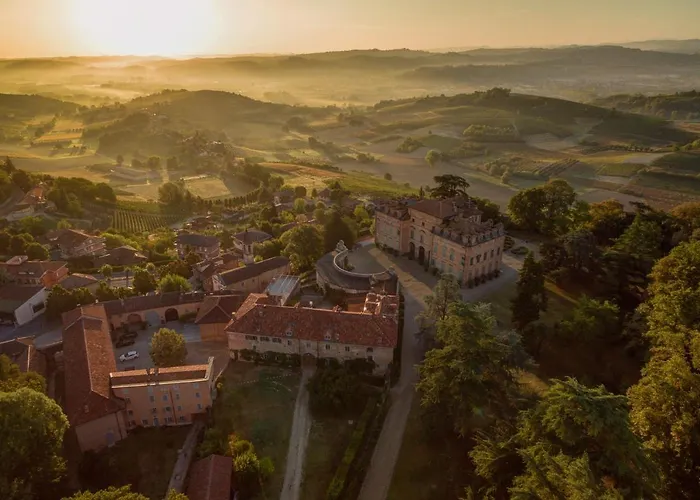 Marchesi Alfieri - Cantine E Ospitalita Bed and breakfast