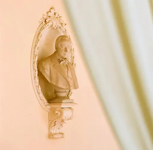 Bed and breakfast Marchesi Alfieri - Cantine E Ospitalita 4*